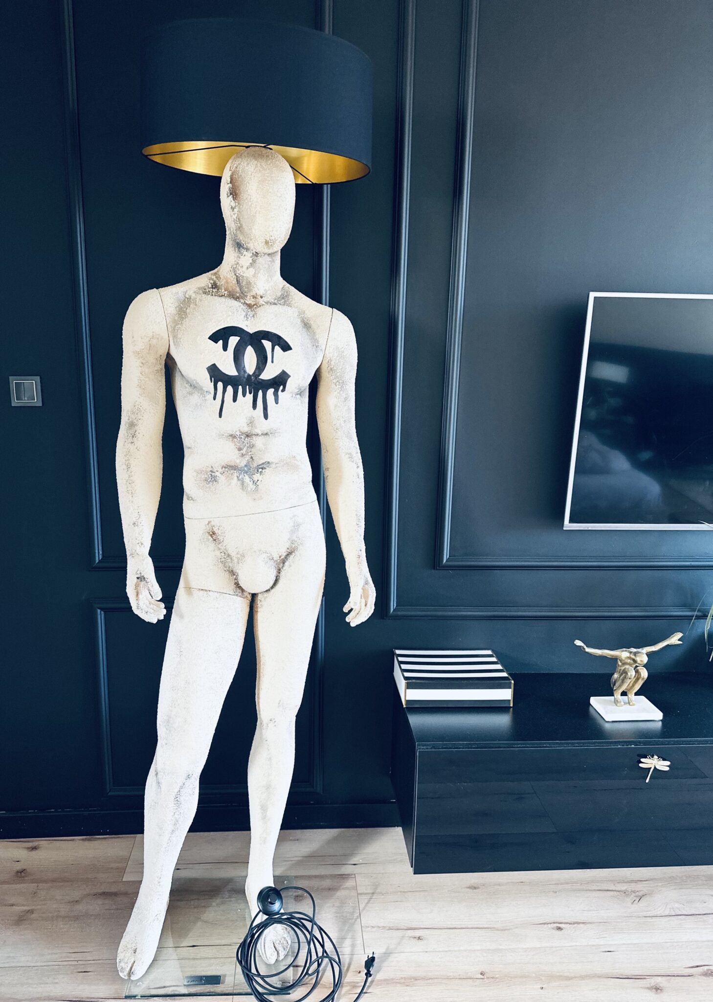 LAMPA STRUKTURA MĘSKA